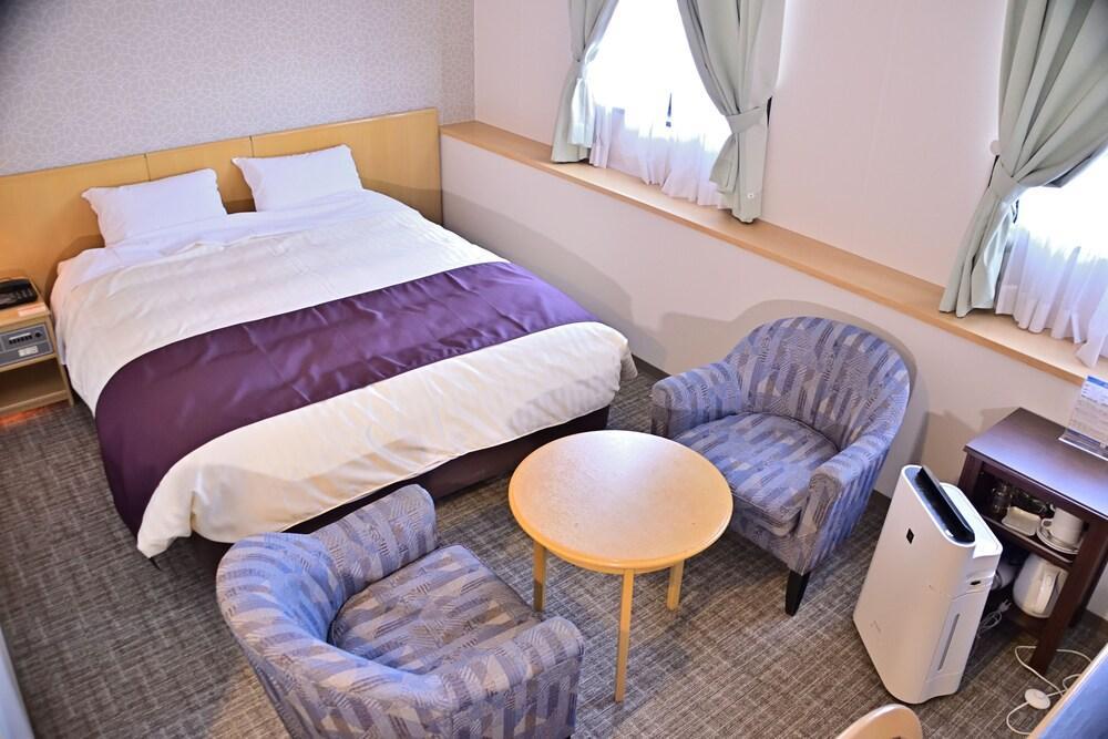 Takasaki Urban Hotel Exteriör bild