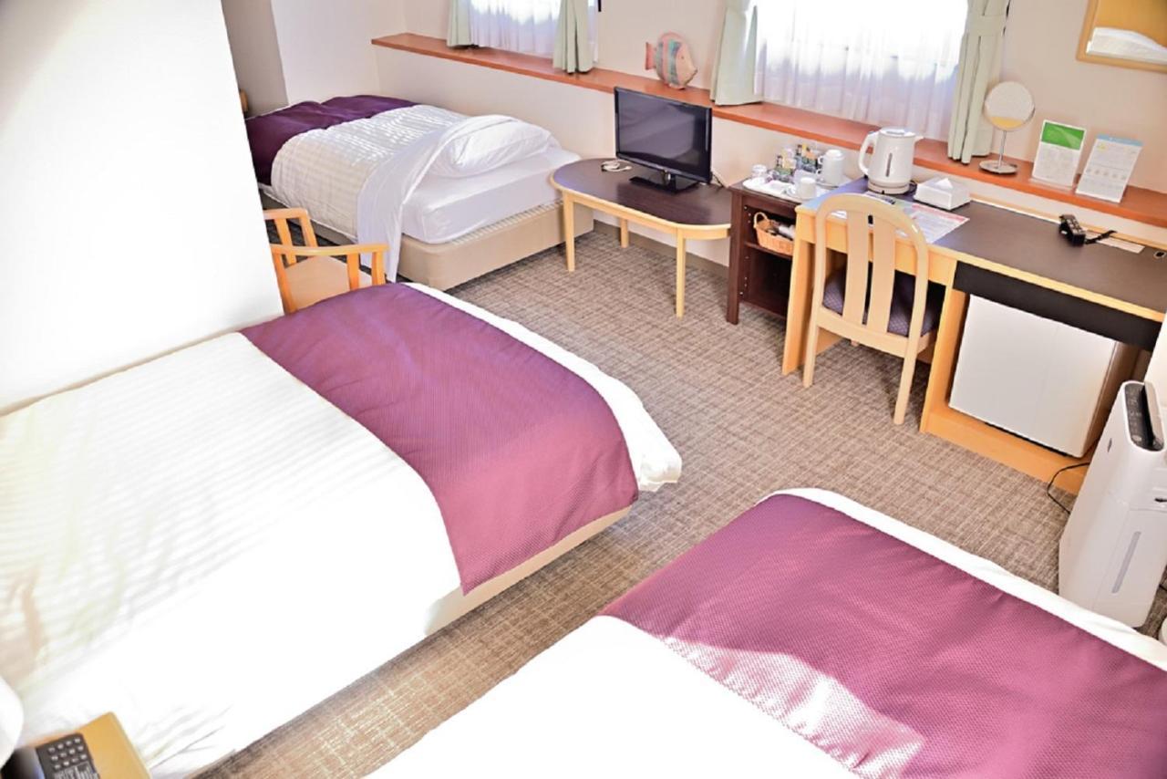 Takasaki Urban Hotel Exteriör bild
